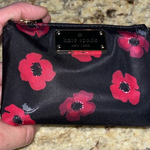 Kate Spade New York Natasha Wilson Poppy Zip Mini Card Case Wallet - Picture 2 of 8